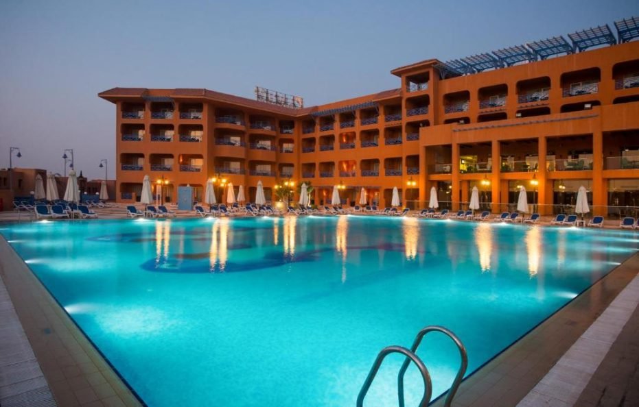 Cancun Sokhna Resort & Villas – Hot Offer